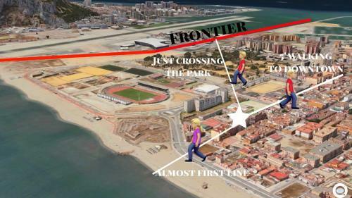 Beach, City & Gibraltar (Shared Apartment)