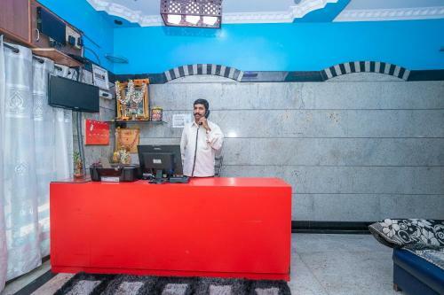 Hotel Oyo 26900 Royal Inn