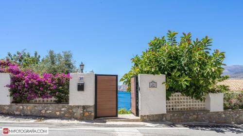 Villa Sobre El Mar Albor�n