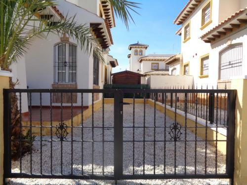 Luxurious House In La Marina At El Pinet Beach