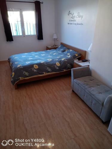 Hostal La Marina Bed & Breakfast