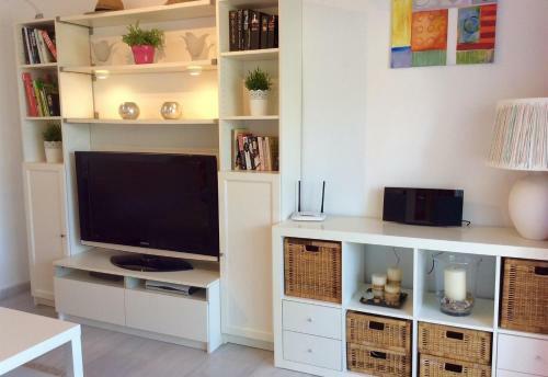 Vista Marina - 2 Bedrooms Sleeps 4