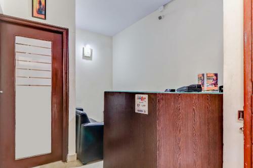 Apartamentos Oyo 2677 Hotel Royal Blue