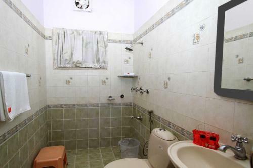 Apartamentos Oyo 24118 Slv Enterprises