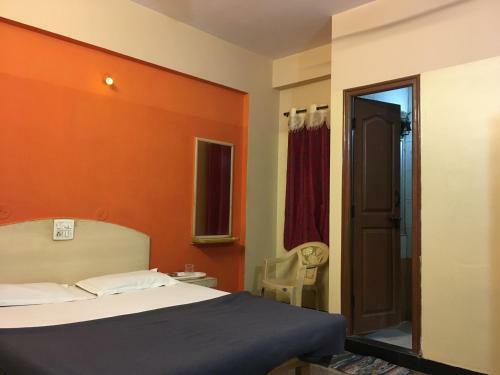 Sri Vijaya Palace Lodging