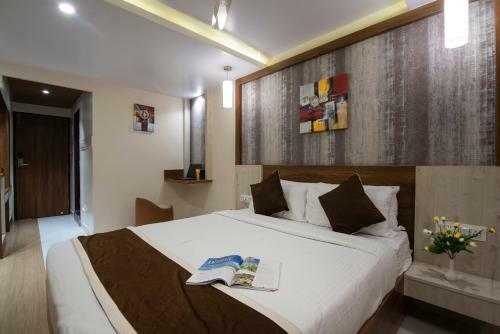 Hotel Monarch By Rivido, Bannerghatta Main Road