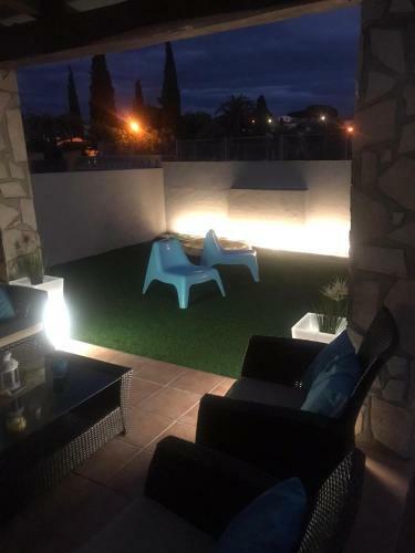 Casa En L Escala Con Piscina Y Wifi Free