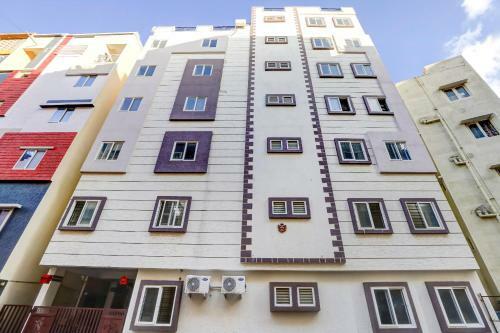 Hostal Oyo 79887 The Purple Orchid Stay