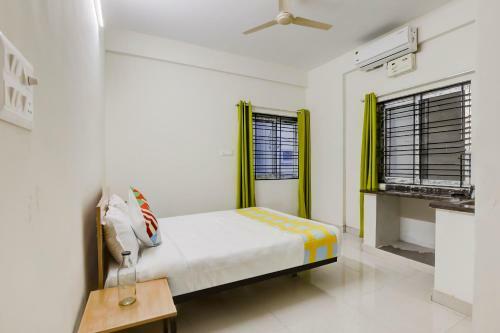 Hostal Oyo 79887 The Purple Orchid Stay