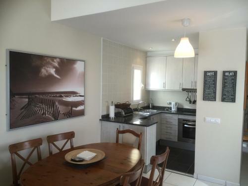 Beautiful Hillside Property - Villa Muntanya