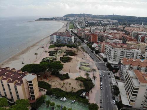 Apartamento La Playa de La Pineda 50m Del Mar