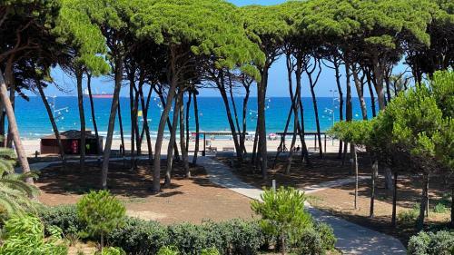 Apartamento La Playa de La Pineda 50m Del Mar