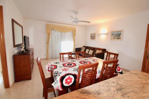 Apartamento Carrer Amadeu Vives 69