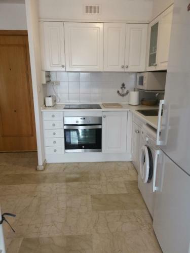 Apartamento Pina Beach Holidays