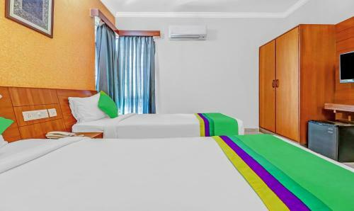 Hotel Treebo Trend The Grand Skyla