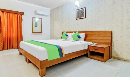 Hotel Treebo Trend The Grand Skyla