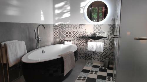 Hostal Casa Jard�n El Colmenar