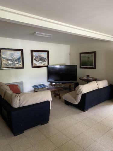 Hostal Hostatgeria I Restaurant Coll de Condreu