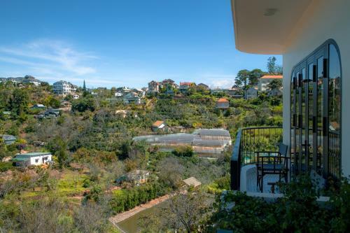 Hotel H� Maison Home & Caf�