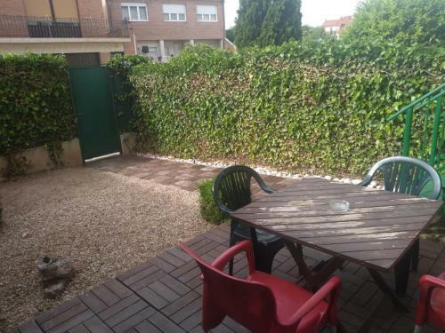 Hostal Plaza Ramon Santillan