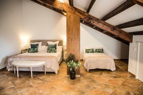 Hotel Pe�as Blancas