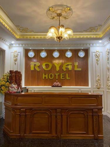 Royal Hotel 2