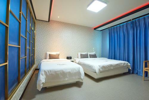 Danube Hotel