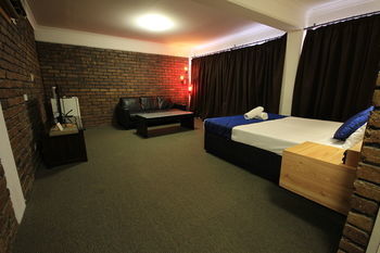 Logan City Motor Inn