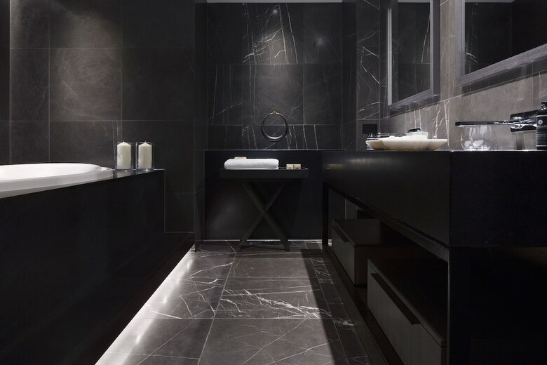 Hotel Realm