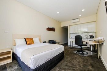 Belconnen Way Hotel/motel And Serviced Apartments