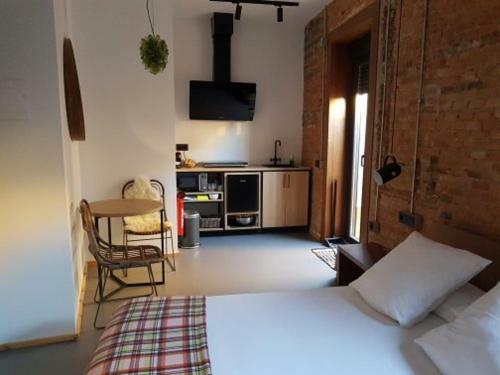 Hostal 13 Suites