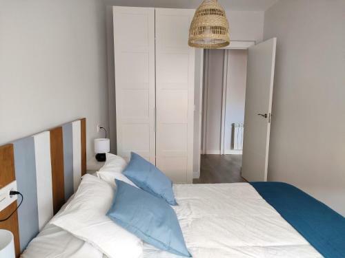 Apartamento Housingle�n Velarde