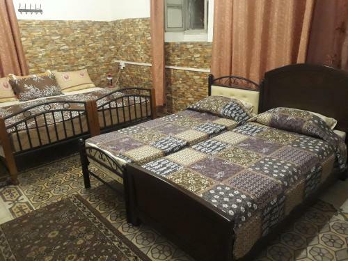 Hostal Soufan Guest House