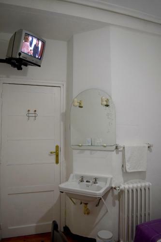 Hostal Oviedo