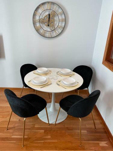 Apartamento Maison San Isidoro - Garaje Y Wifi Gratuito