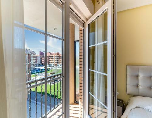 Apartamento Housingle�n - Parque de Las Artes Con Garaje