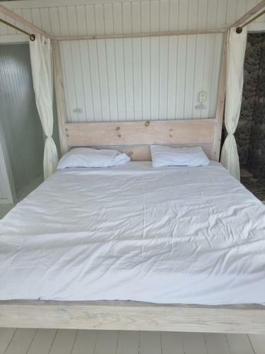 Stunning 1-bed Cottage In Codrington