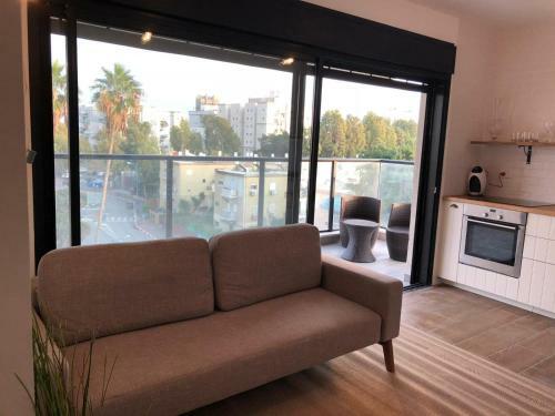 Stylish Apartment Near The Beach