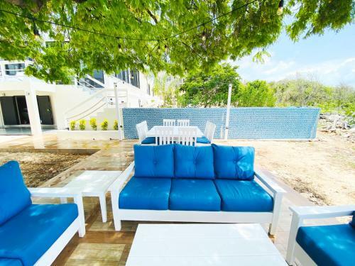 Sandcastle Villa & Beach House