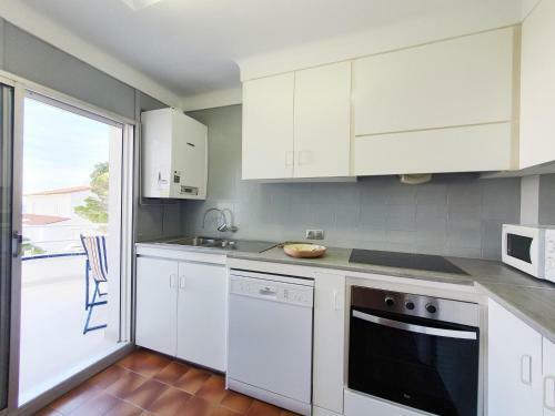 6359 Apartment In Llan��