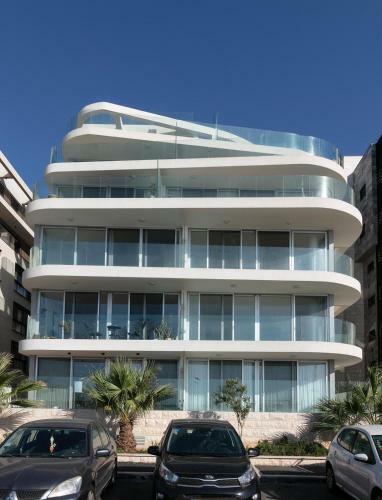 Apartamento Beachfront Deck - 20 Meters From The Beach