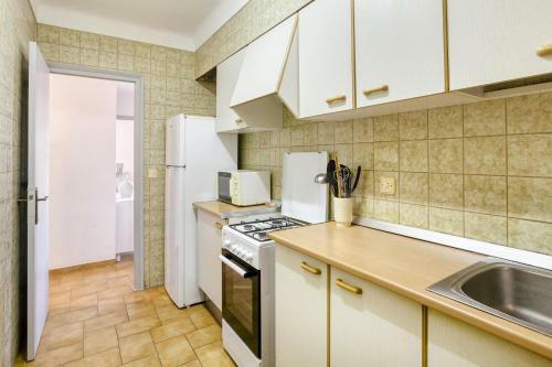Apart En Paseo Mar�timo 1-3
