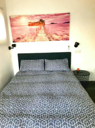Sea View Cozy Apartment