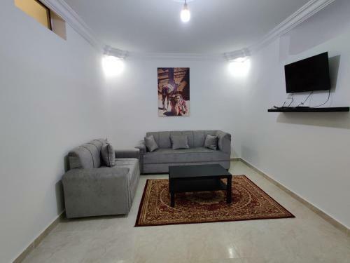 Rakan Apartments