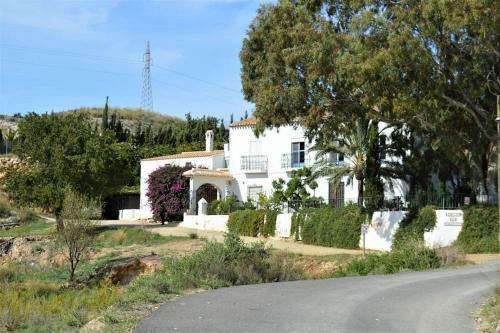 Mojacar Farmhouse Apartments With Pool