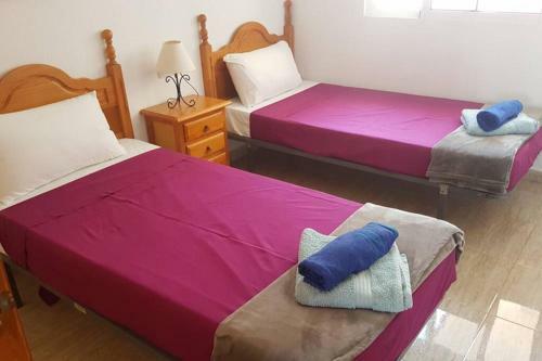 Spacious 2 Bedroom Apartment With Communal Pool