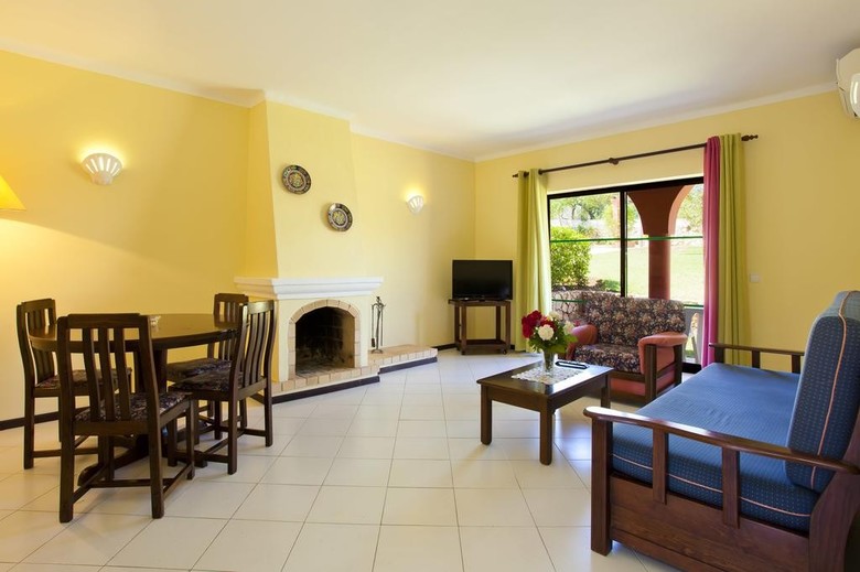Hotel Colina Village