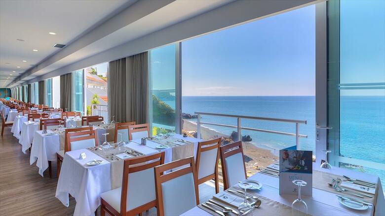 Hotel Orca Praia