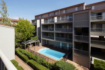 Aparthotel Pinnacle Apartments