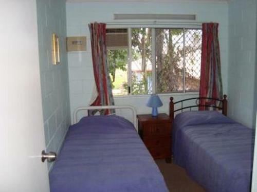 Coral Reef Apartments